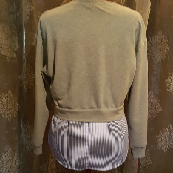Cute sweater with bow tie and blouse bottom. - Picture 2 of 3